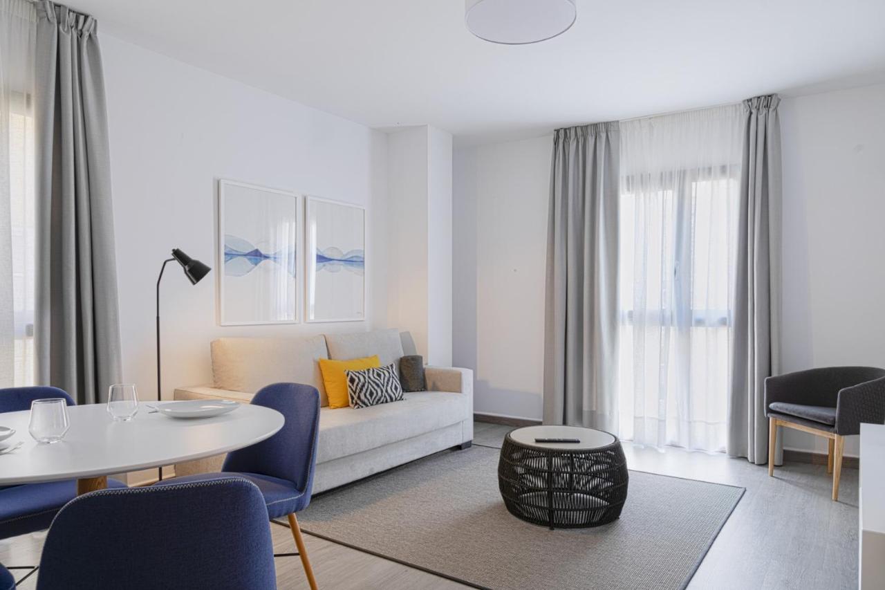 Caleta Homes - Ancha Del Carmen Málaga Extérieur photo